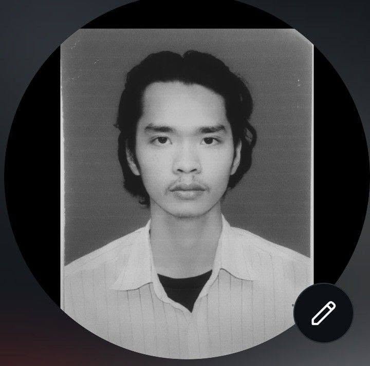 Portrait of Mai Tung